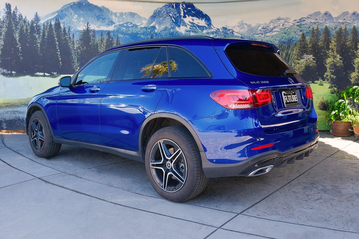 Used 2022 Mercedes-Benz GLC 300 image 3