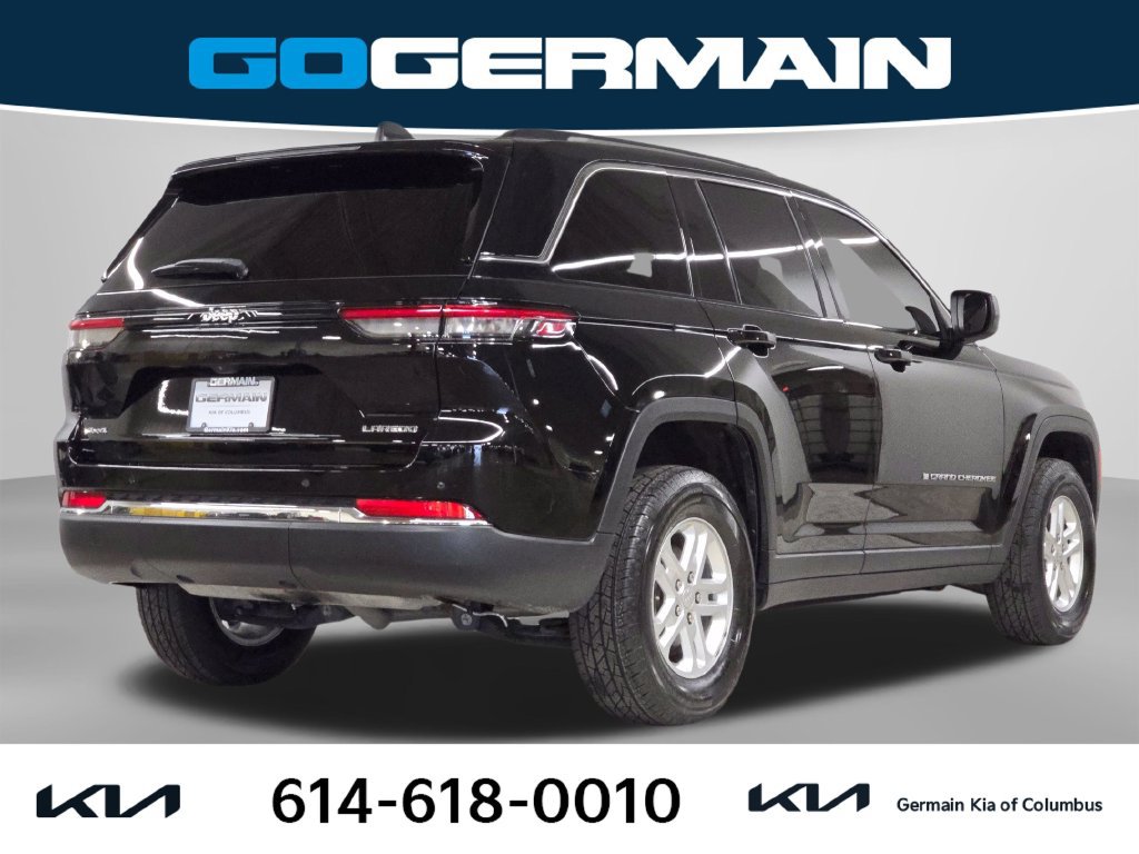 Used 2023 Jeep Grand Cherokee Laredo w/ Luxury Tech Group I AWD/4WD image 7