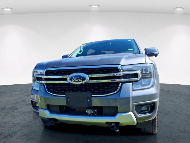 Used 2025 Ford Ranger Lariat w/ FX4 Off-Road Package AWD/4WD image 5