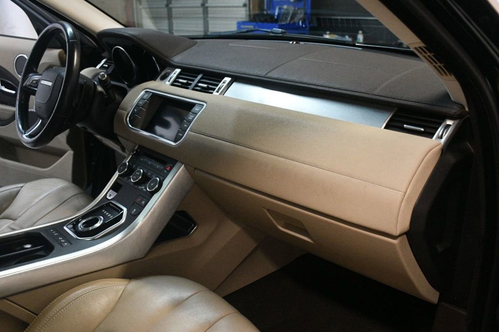 Used 2015 Land Rover Range Rover Evoque Pure Plus AWD/4WD image 27
