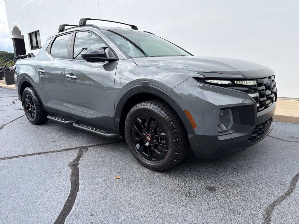 Used 2022 Hyundai Santa Cruz Limited AWD/4WD image 3