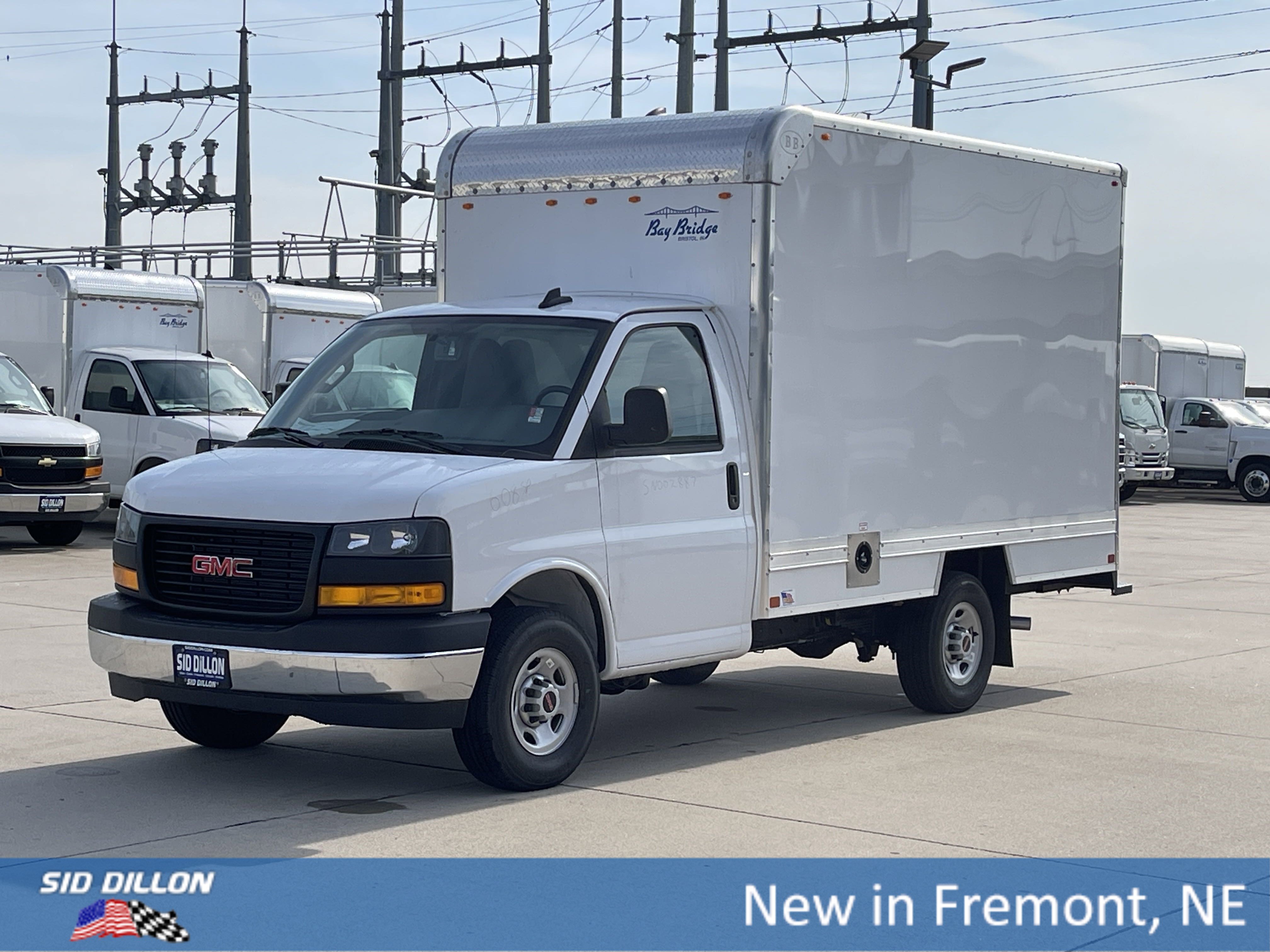New 2025 GMC Savana 3500 w/ Power Convenience Package