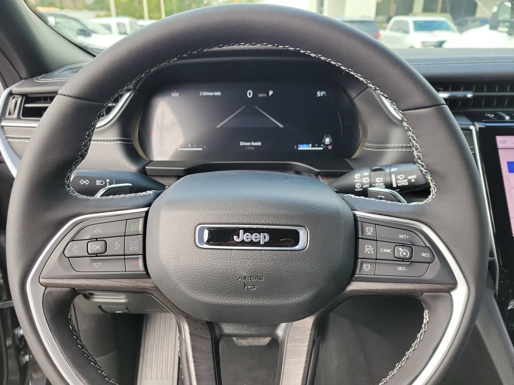 New 2025 Jeep Grand Cherokee L Limited w/ Luxury Tech Group II AWD/4WD image 21