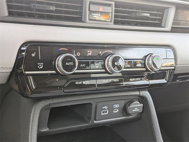 New 2025 Honda Pilot Touring image 20