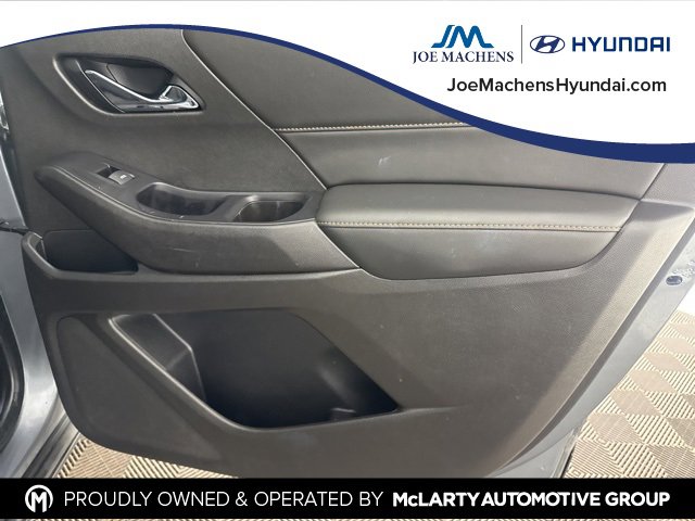 Used 2020 Chevrolet Traverse LS image 26