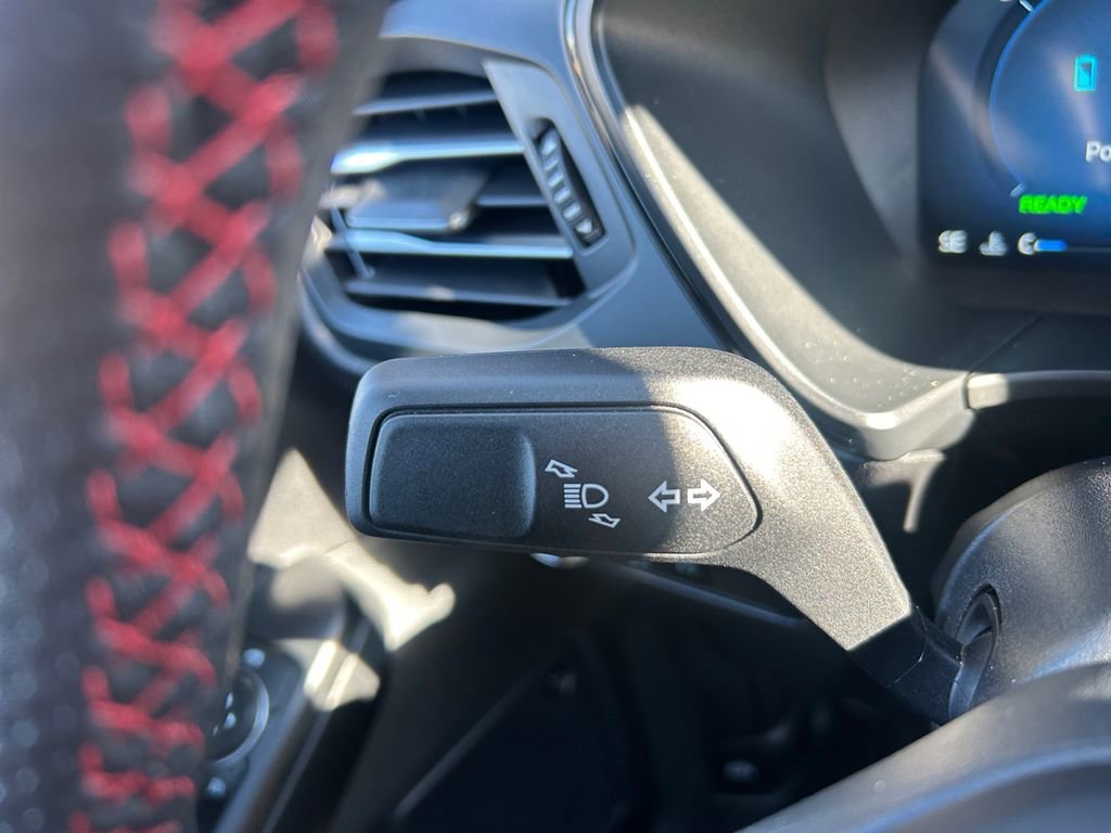 Used 2026 Ford Escape ST-Line Elite w/ Premium Technology Package image 23