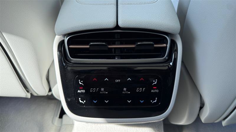 Used 2023 Mercedes-Benz EQE 350+ 4MATIC Sedan image 26