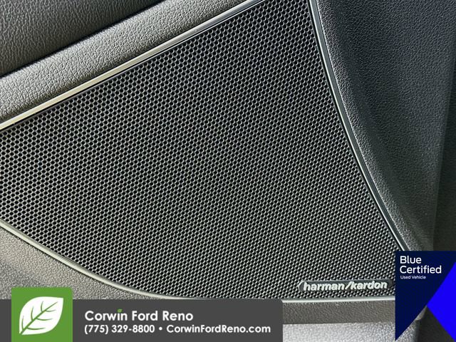 Used 2019 Kia Sorento SX image 23