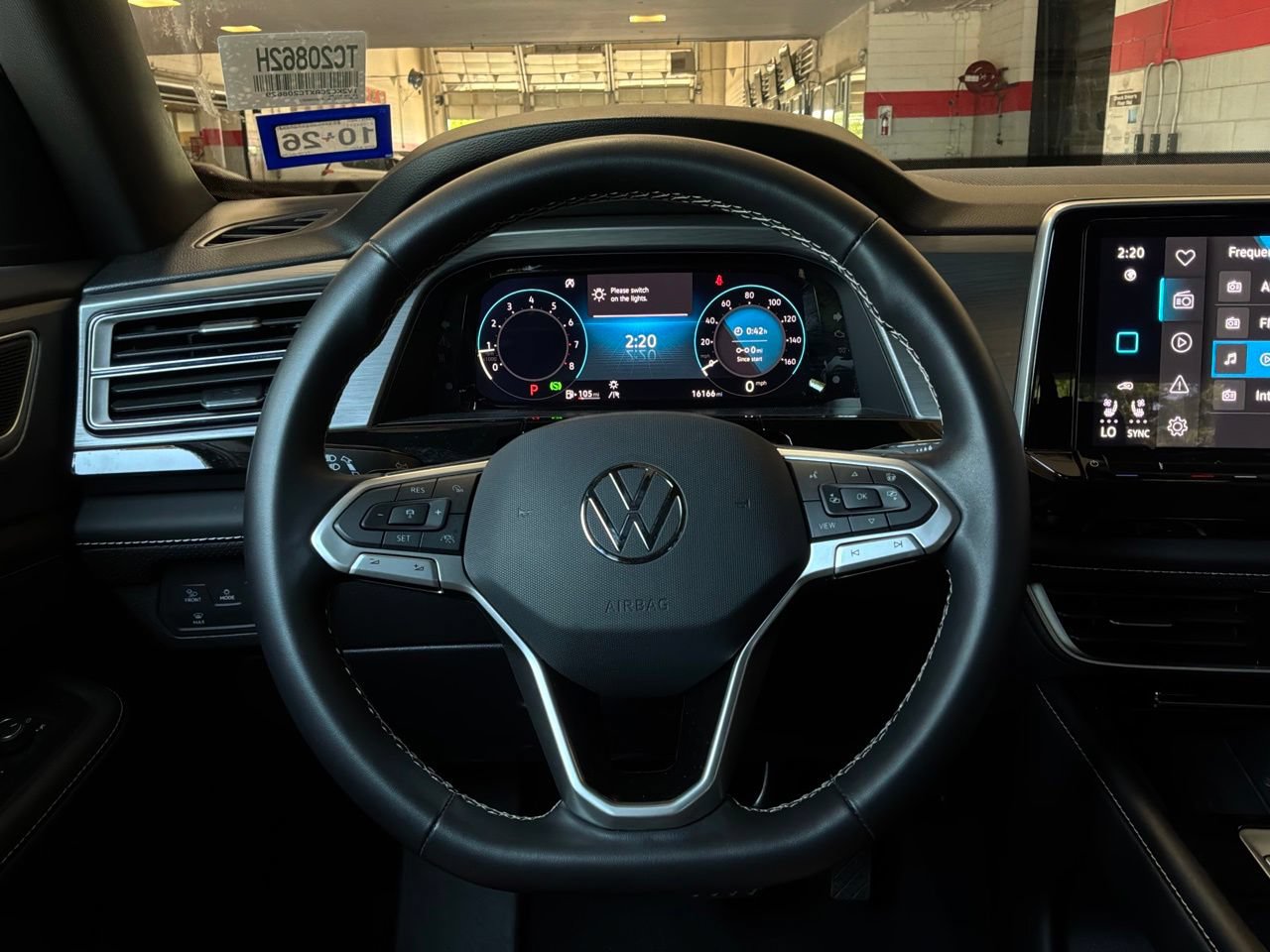 Used 2026 Volkswagen Atlas Cross Sport SE AWD/4WD image 37