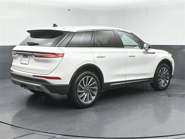 Certified 2023 Lincoln Corsair Reserve w/ Towing Package image 7