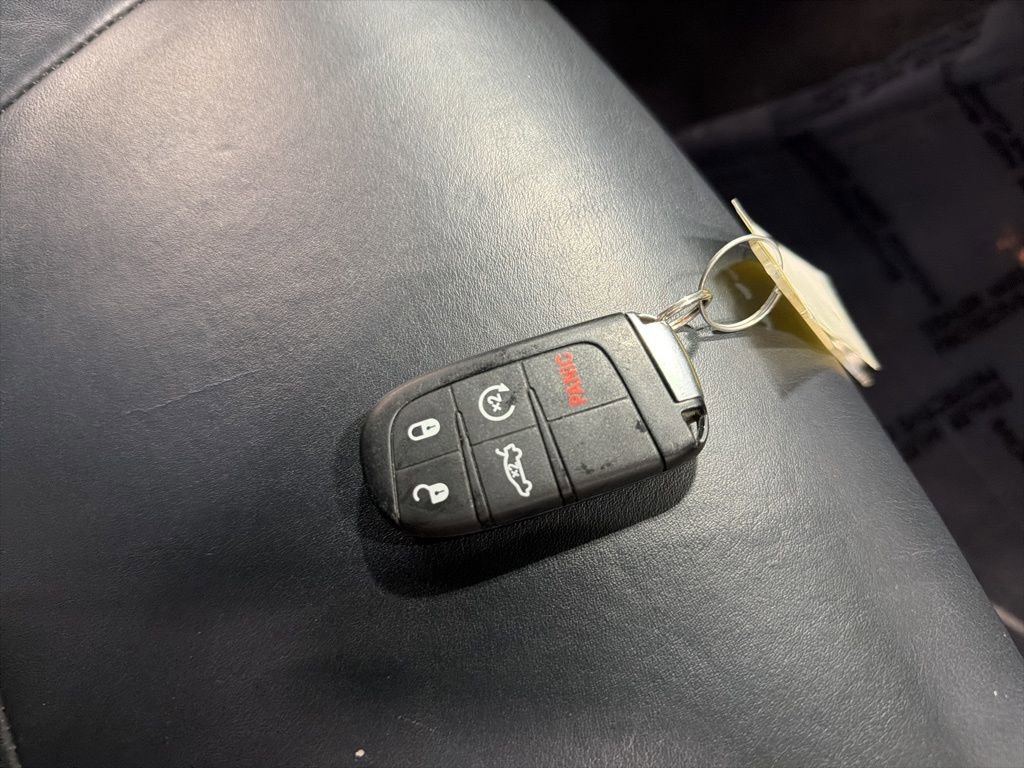Used 2014 Dodge Charger SXT Plus RWD image 28