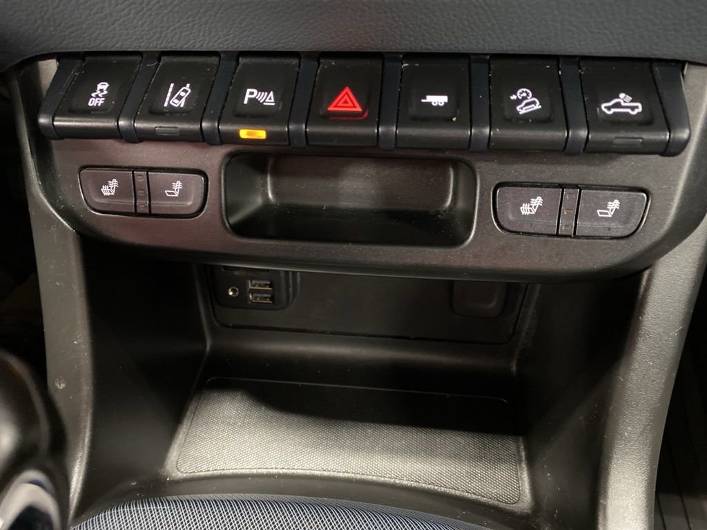 Used 2022 Chevrolet Colorado Z71 w/ Safety Package image 44