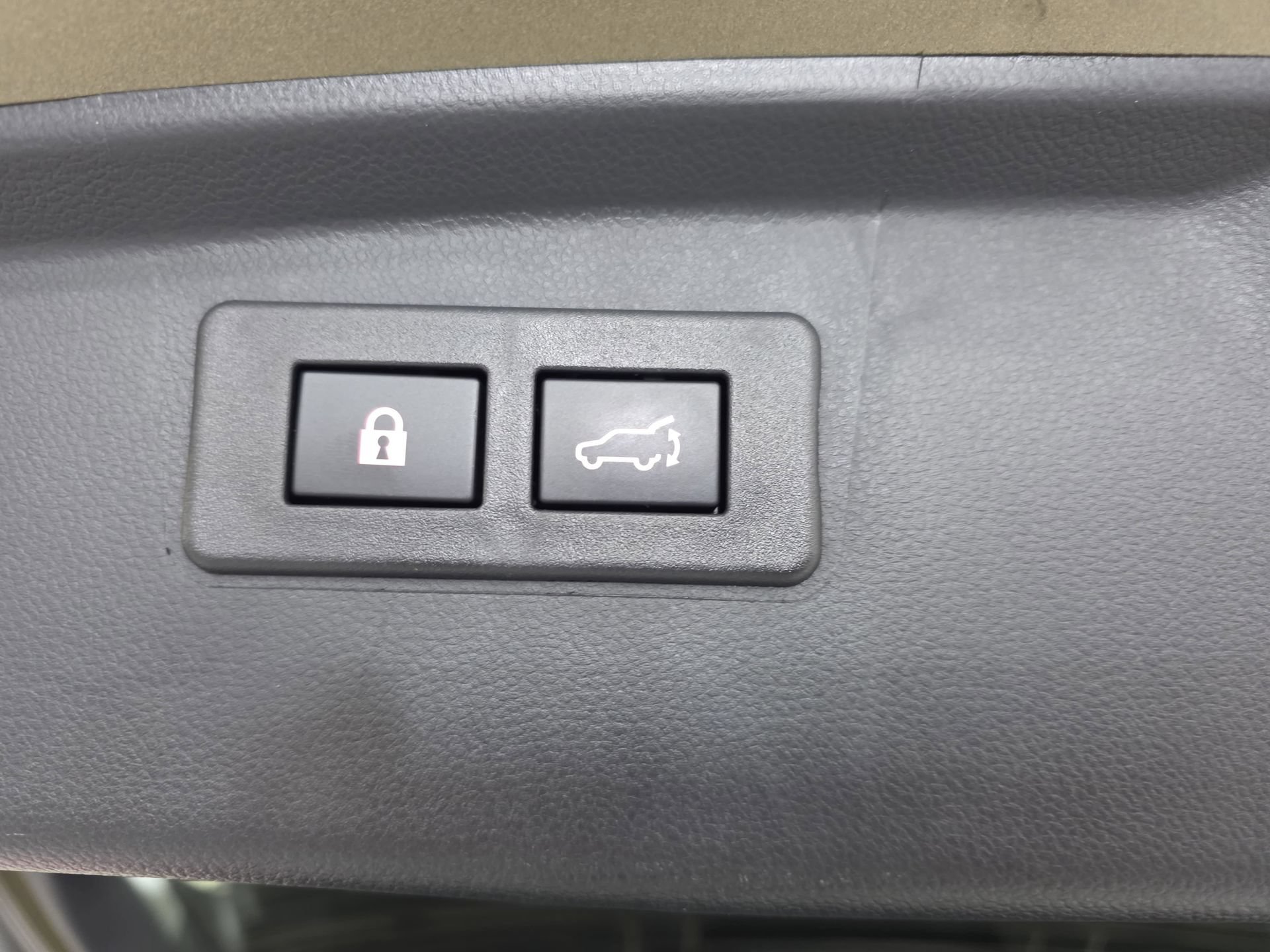 Used 2025 Subaru Outback Limited XT AWD/4WD image 13