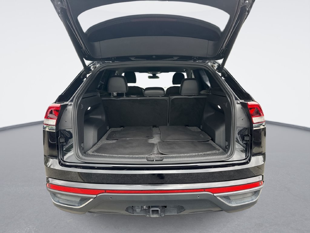 Used 2024 Volkswagen Atlas Cross Sport SE FWD image 20