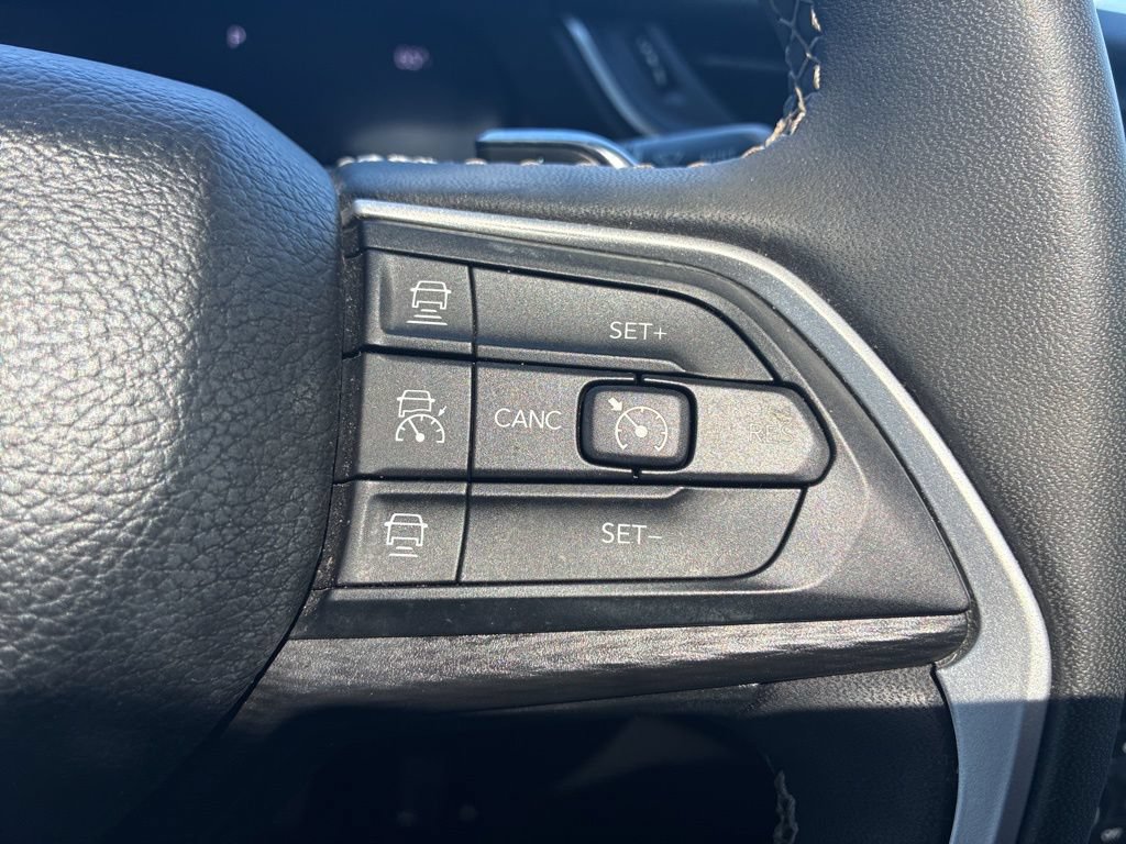 Used 2023 Jeep Grand Cherokee Altitude AWD/4WD image 28