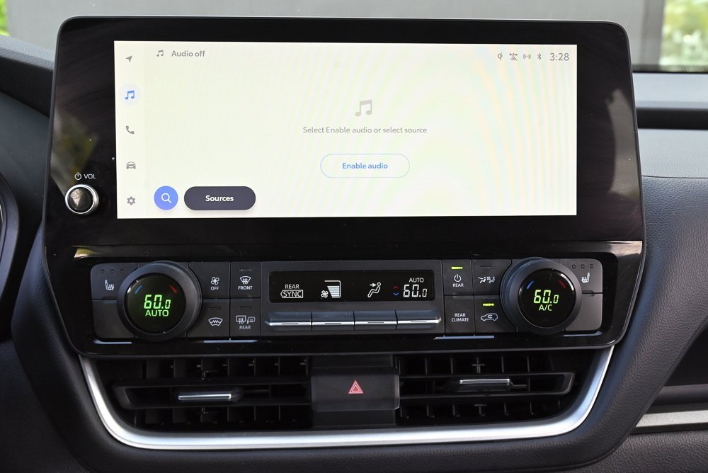 Used 2024 Toyota Grand Highlander XLE image 27