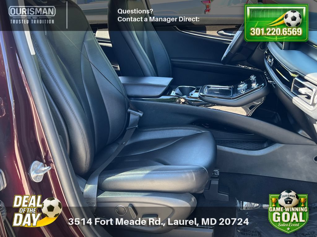 Used 2023 Lincoln Nautilus AWD w/ Premium Package image 22