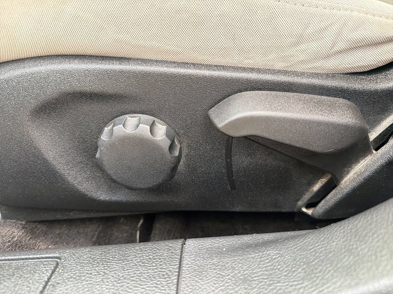 Used 2019 Ford Fusion S FWD image 19