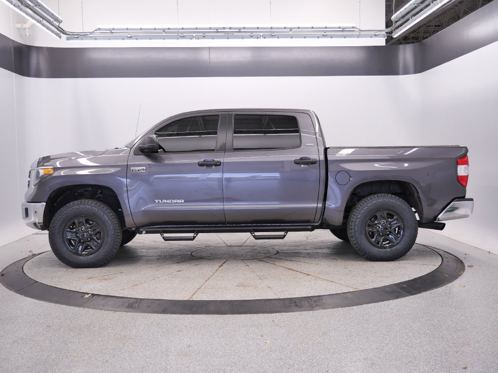 Used 2019 Toyota Tundra SR5 w/ SR5 Upgrade Package AWD/4WD image 2