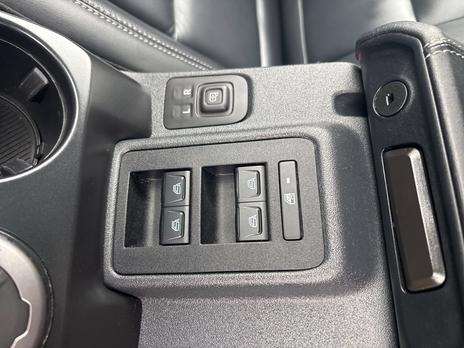 Used 2025 Ford Bronco Outer Banks AWD/4WD image 31