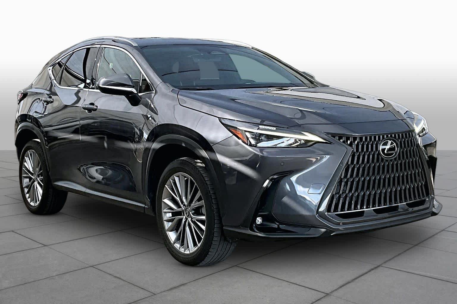 Used 2022 Lexus NX 350 AWD image 3