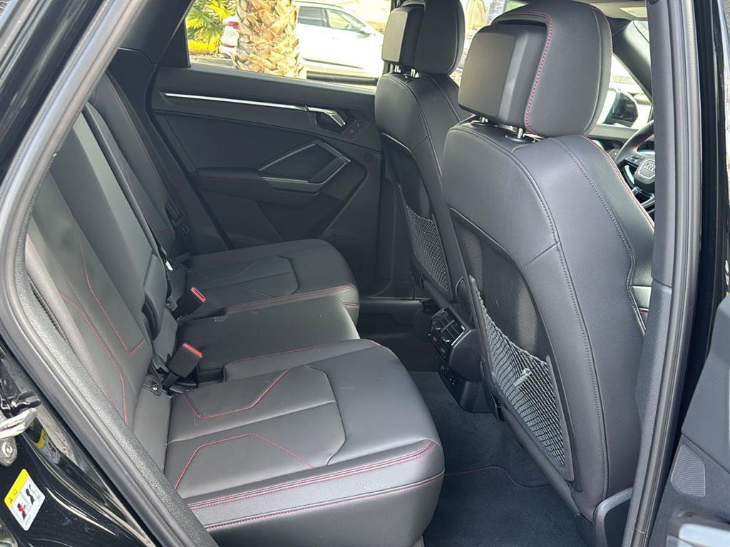 Used 2025 Audi Q3 2.0T Premium Plus w/ Premium Plus Package image 16