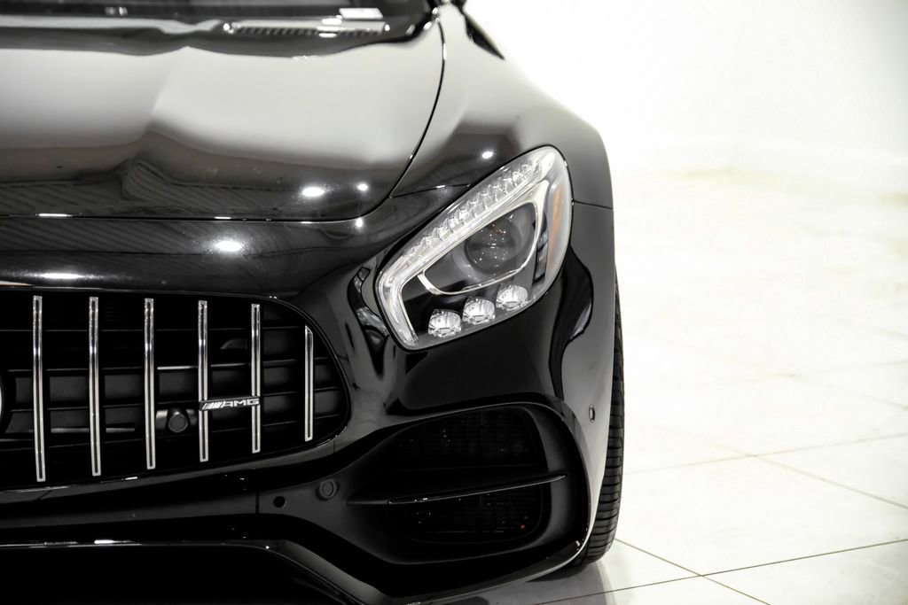 Used 2018 Mercedes-Benz AMG GT C w/ AMG Interior Night Package image 38
