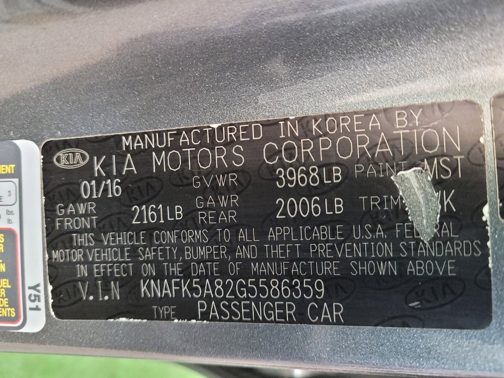 Used 2016 Kia Forte LX image 33