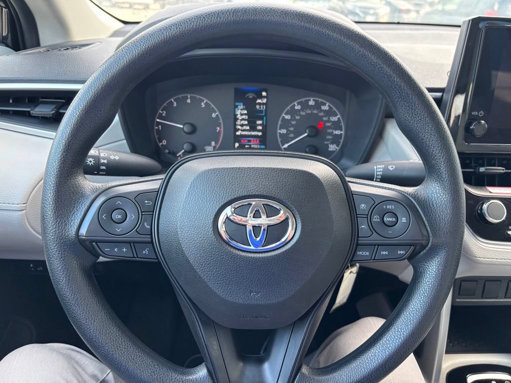 Used 2023 Toyota Corolla Cross L FWD image 11