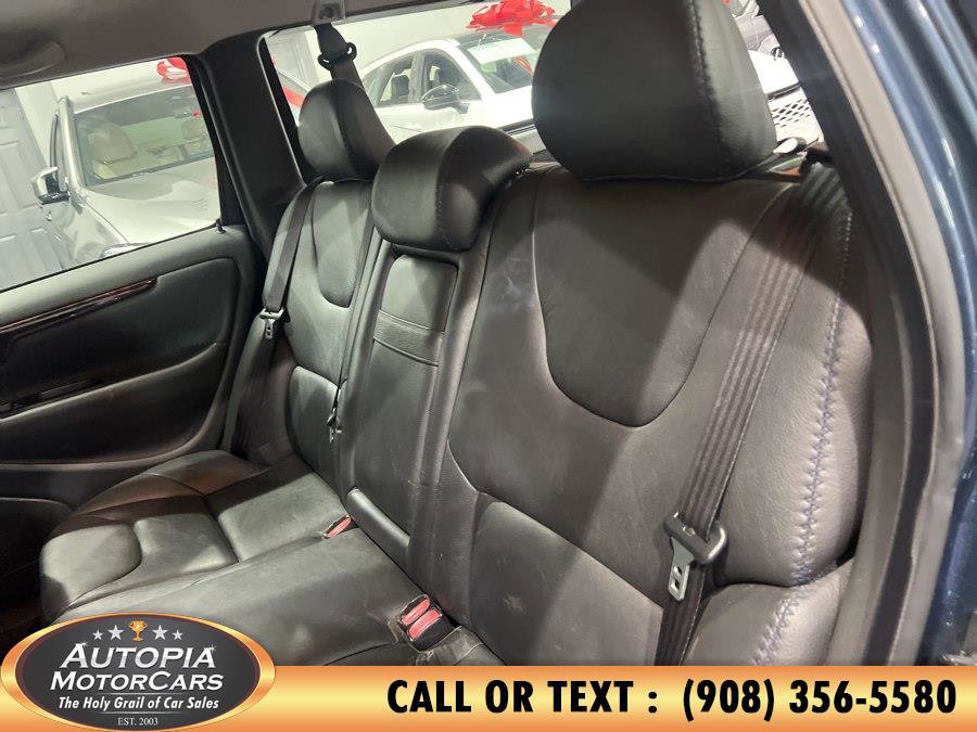 Used 2005 Volvo XC70 image 16