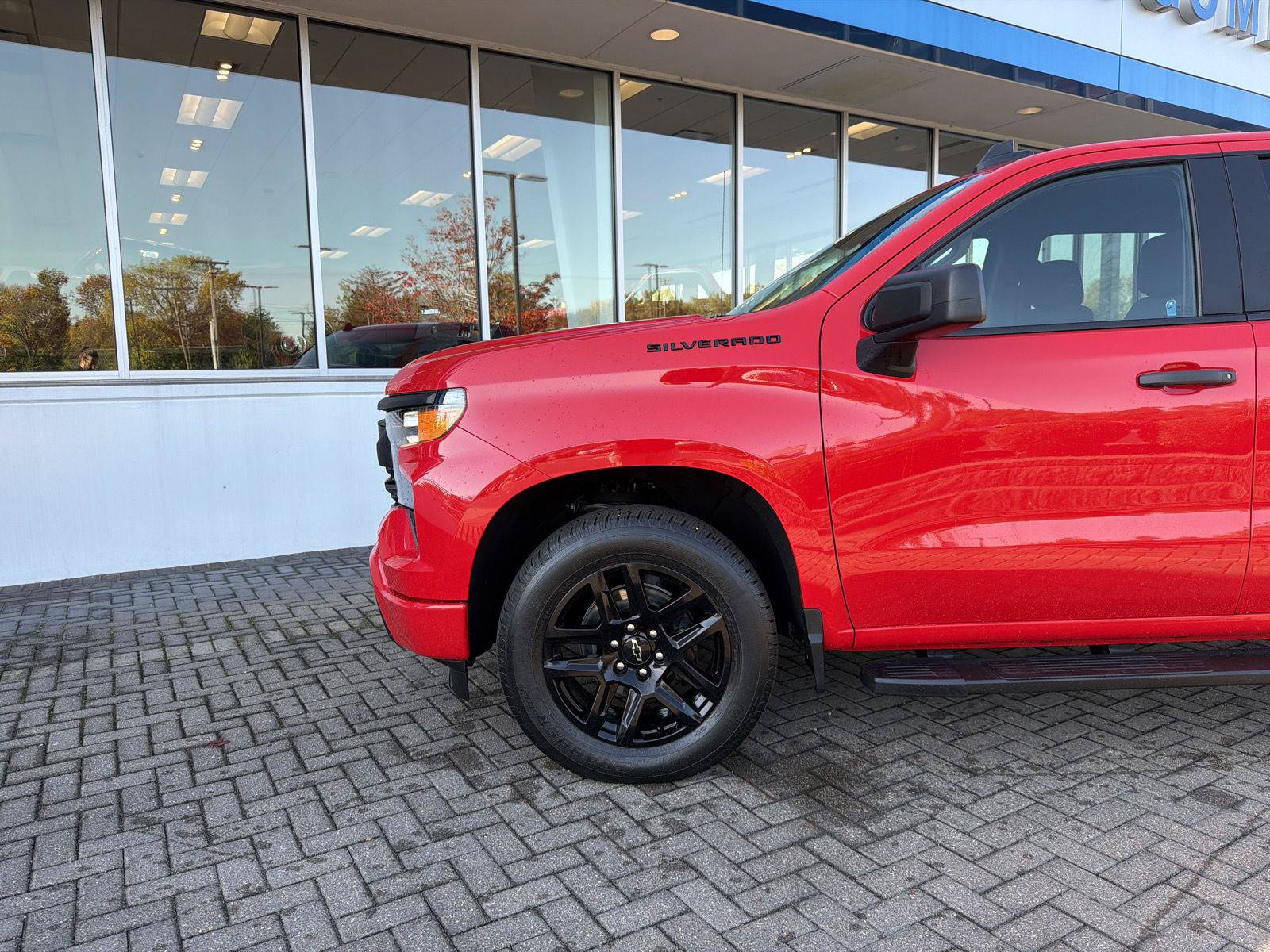 Used 2024 Chevrolet Silverado 1500 Custom w/ LPO, Dark Essentials Package AWD/4WD image 9