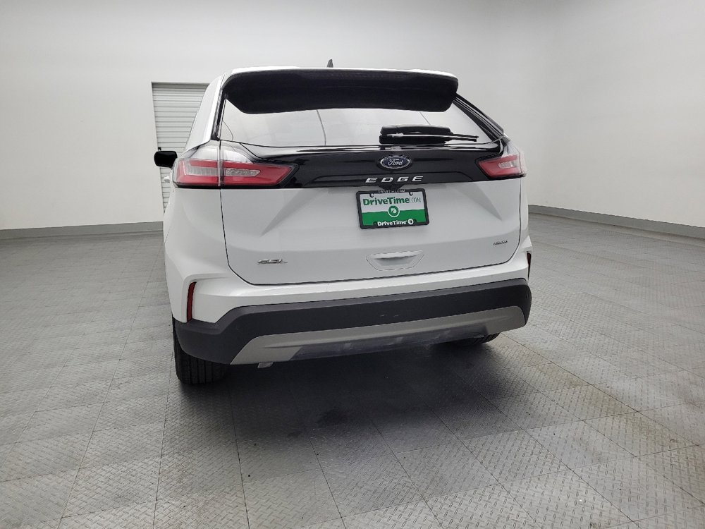 Used 2024 Ford Edge SEL image 6