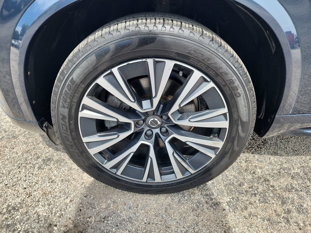 Used 2020 Volvo XC90 T5 Momentum w/ Protection Package Premier FWD image 12