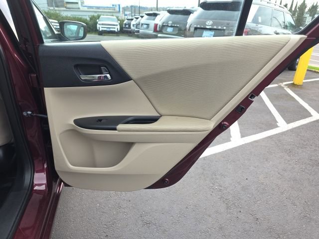 Used 2015 Honda Accord LX image 23