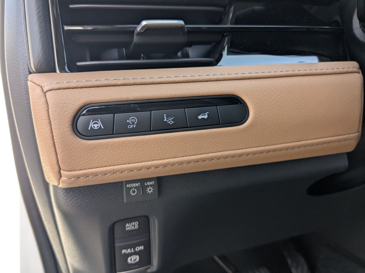 Certified 2026 INFINITI QX80 Luxe RWD image 16