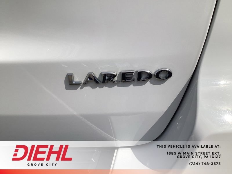 Used 2021 Jeep Grand Cherokee Laredo X AWD/4WD image 13