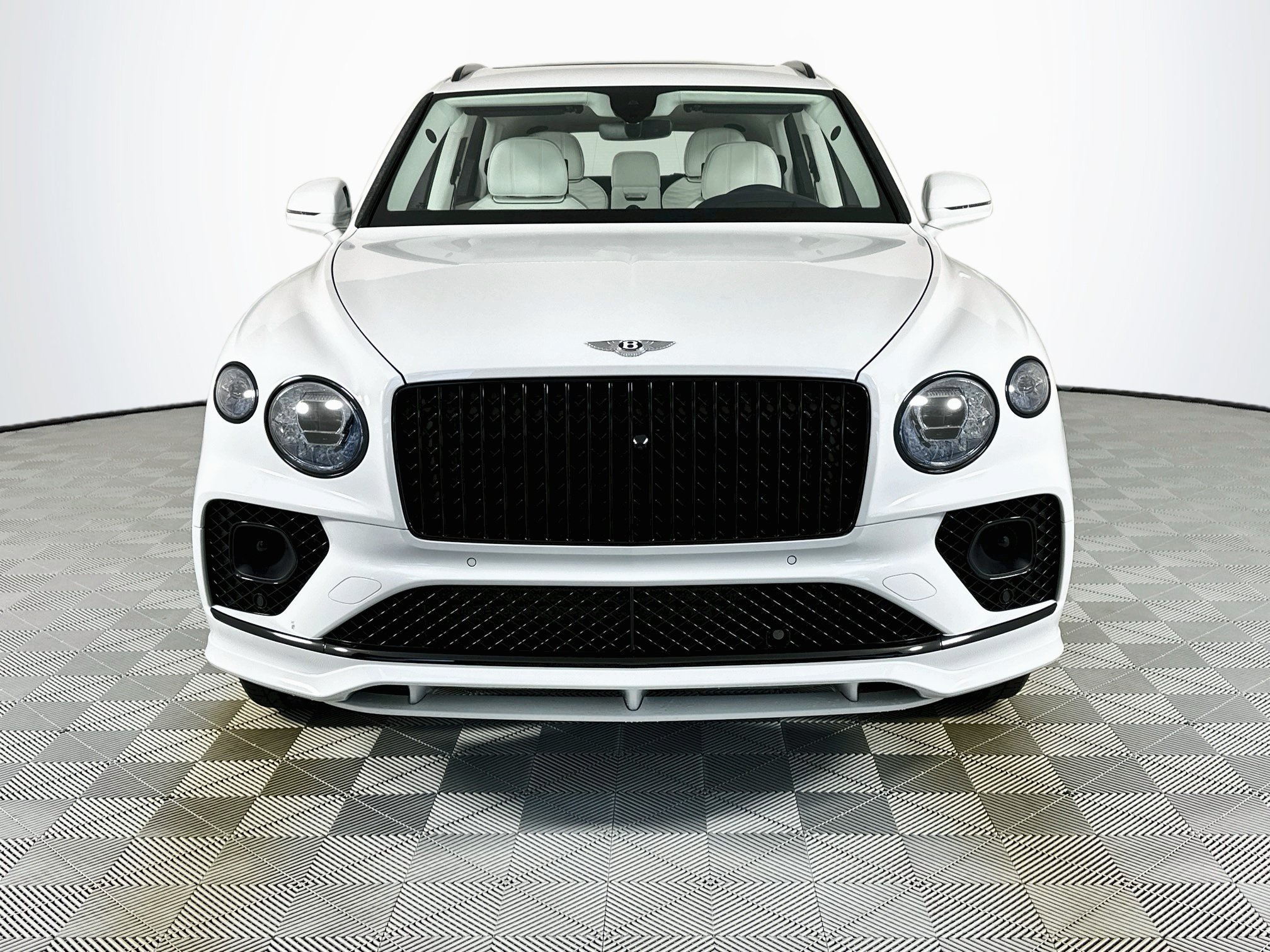 Certified 2023 Bentley Bentayga Extended Wheelbase AWD/4WD image 8