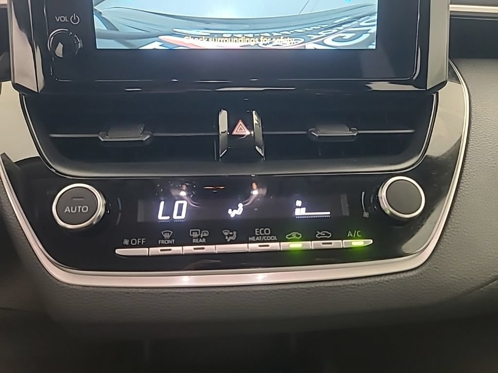 Used 2026 Toyota Corolla LE FWD image 34