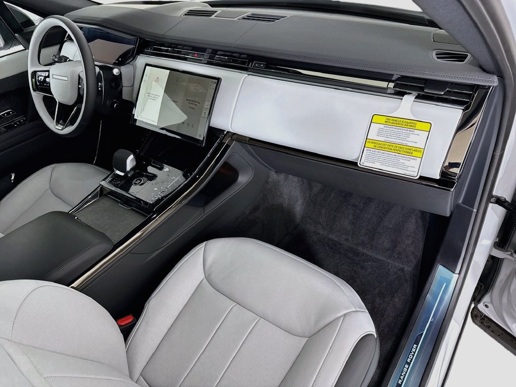 New 2026 Land Rover Range Rover Sport Dynamic SE AWD/4WD image 19