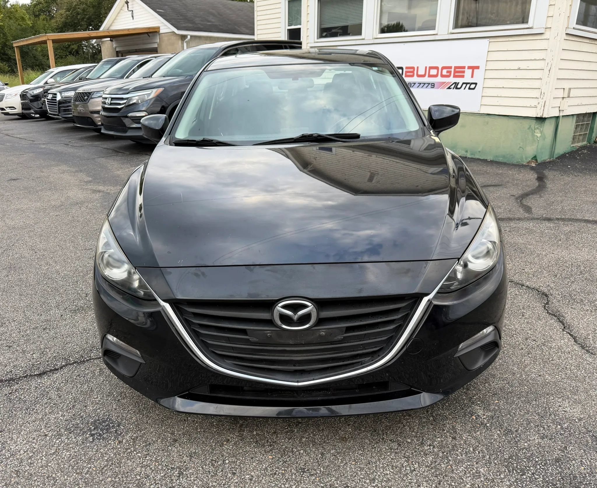 Used 2014 MAZDA MAZDA3 i Touring w/ Moonroof Package 1 FWD image 4