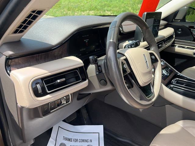 Used 2022 Lincoln Aviator Reserve w/ Equipment Group 201A image 13