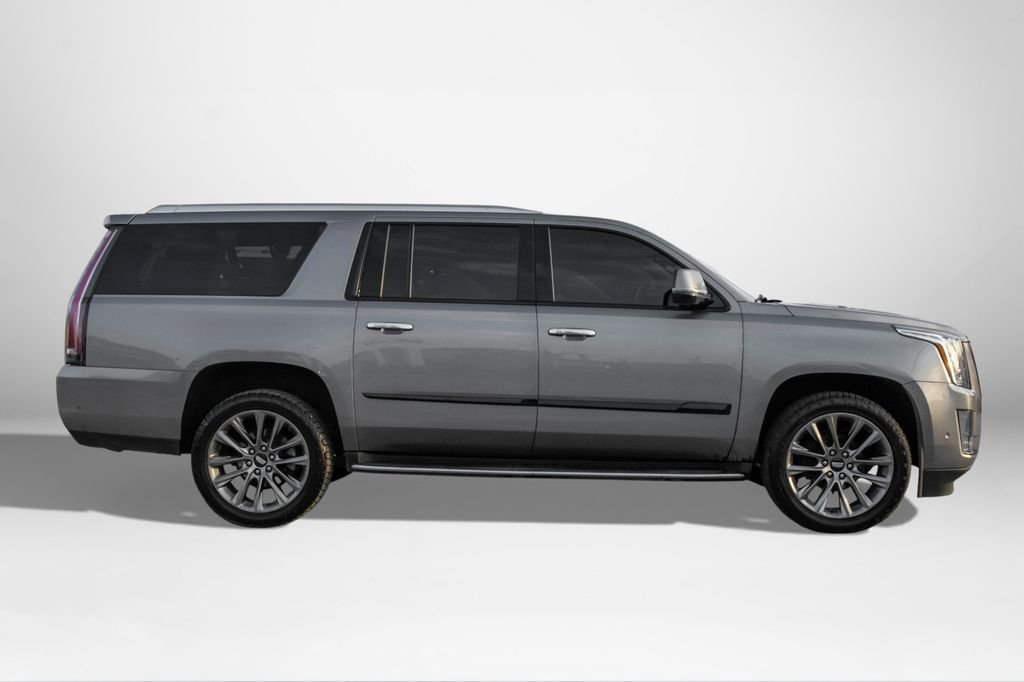 Used 2020 Cadillac Escalade ESV Luxury w/ Escalade Sport Edition image 5