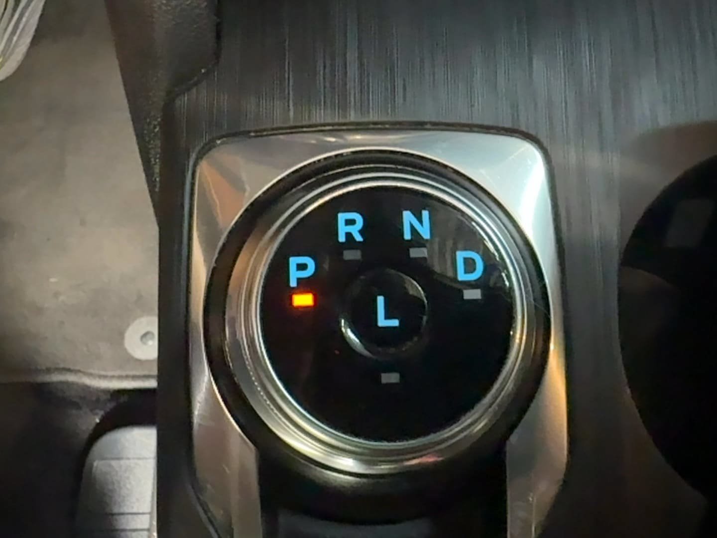 Used 2020 Ford Escape SE FWD image 27