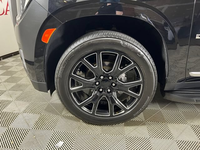Used 2022 GMC Yukon Denali RWD image 25