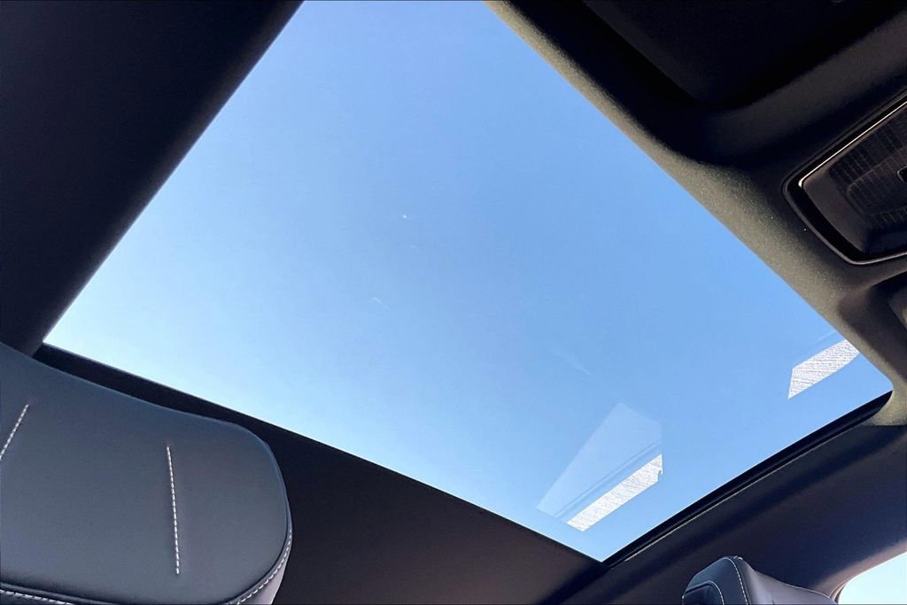 New 2026 Cadillac Lyriq Sport image 33