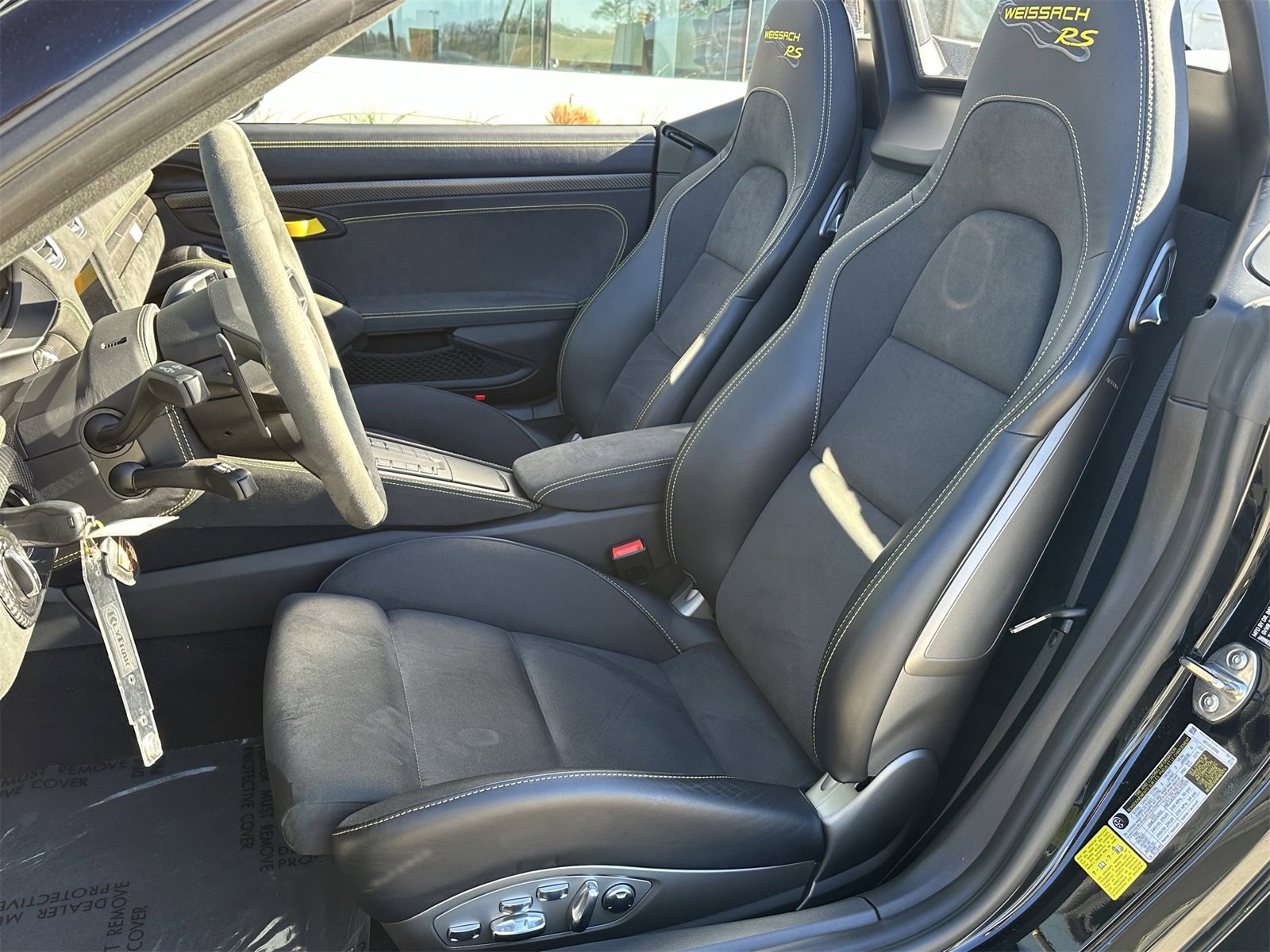 Certified 2025 Porsche 718 Boxster Spyder RS image 5