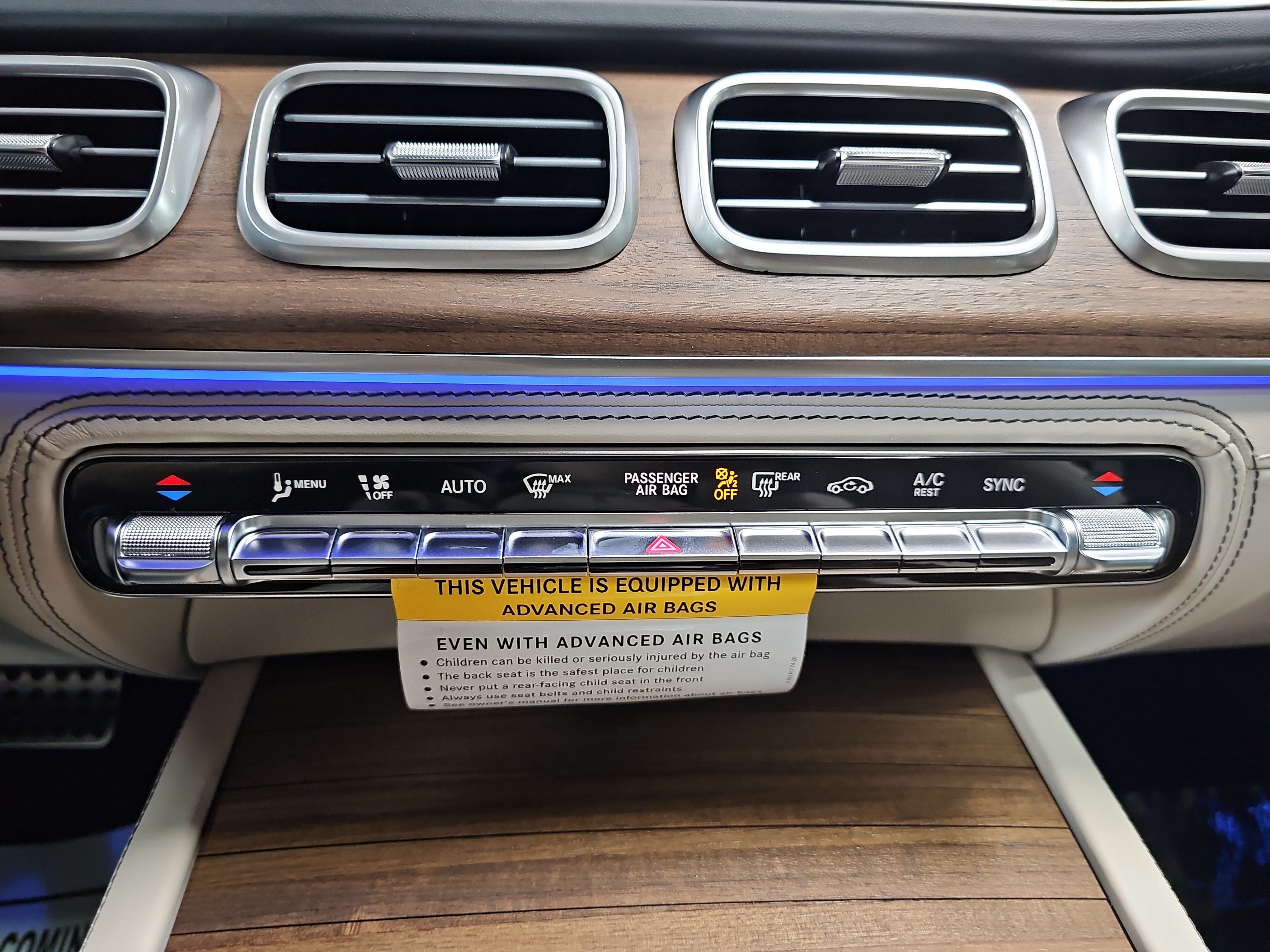 New 2026 Mercedes-Benz GLS 63 AMG 4MATIC image 23