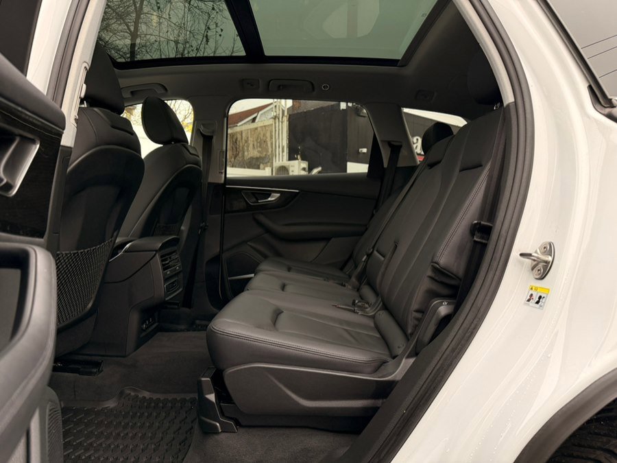 Used 2023 Audi Q7 3.0T Premium Plus image 15