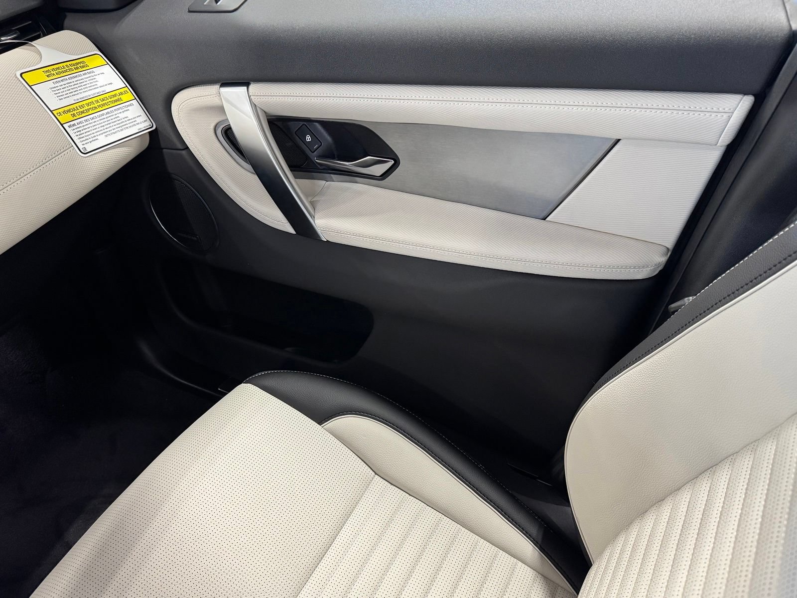 New 2026 Land Rover Discovery Sport Landmark AWD/4WD image 41