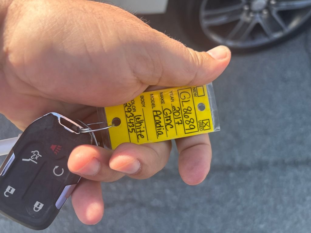 Used 2017 GMC Acadia Denali w/ Technology Package image 35